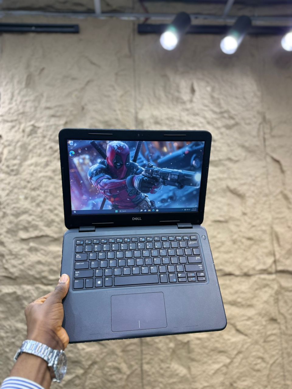 DELL LATITUDE 3310