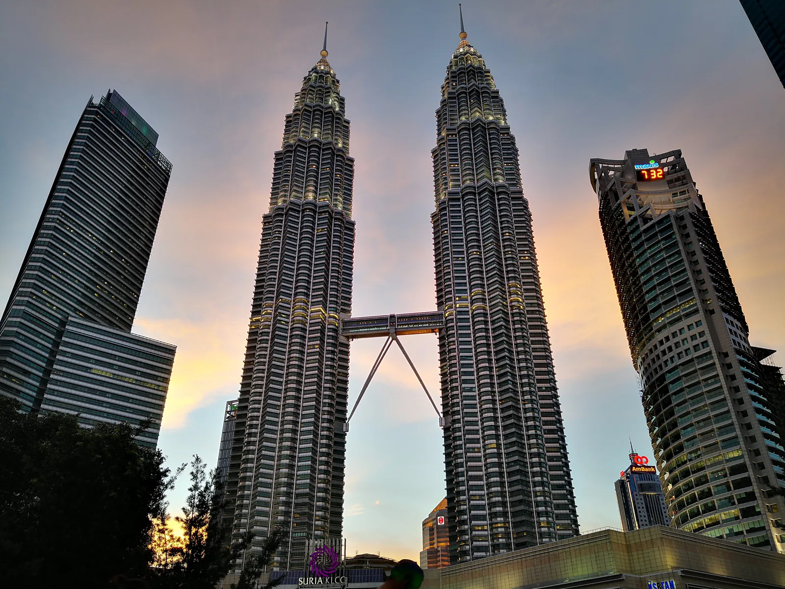 Аренда авто с водителем — Kuala Lumpur