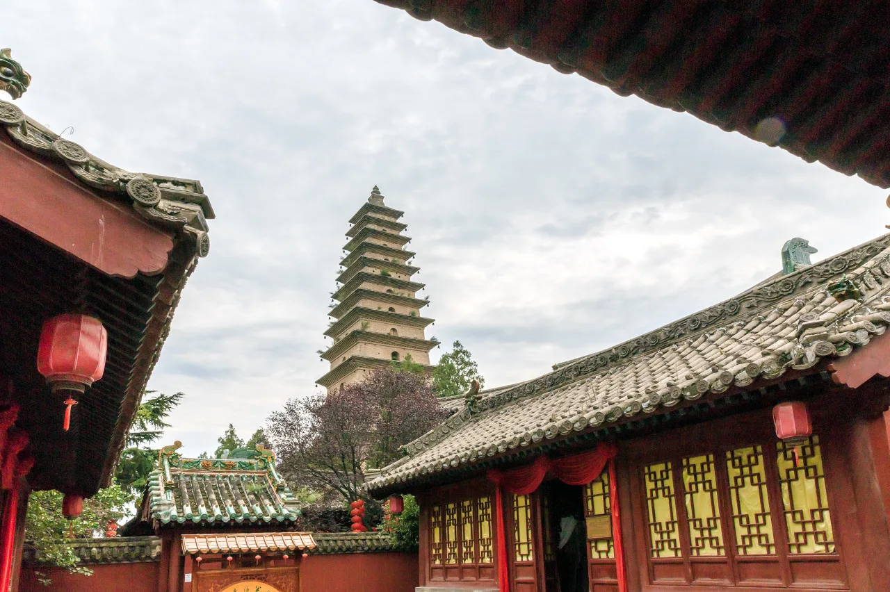 Аренда авто с водителем — Yuncheng