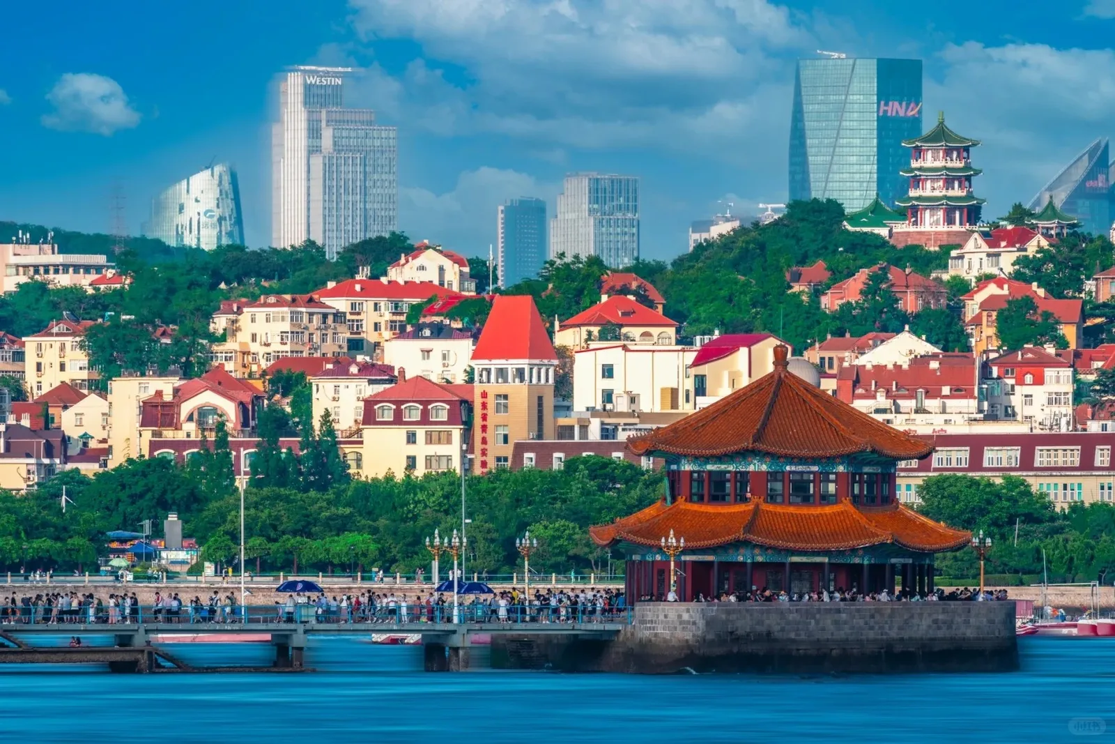 Аренда авто с водителем — Qingdao City
