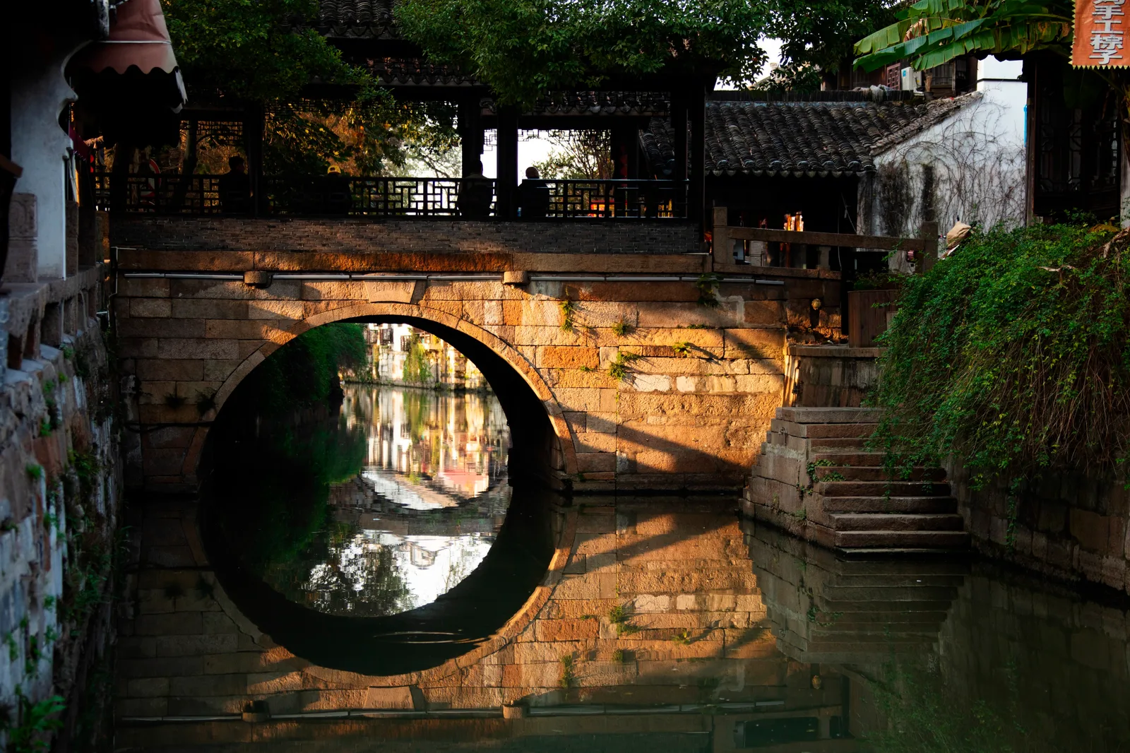 Аренда авто с водителем — Shanghai