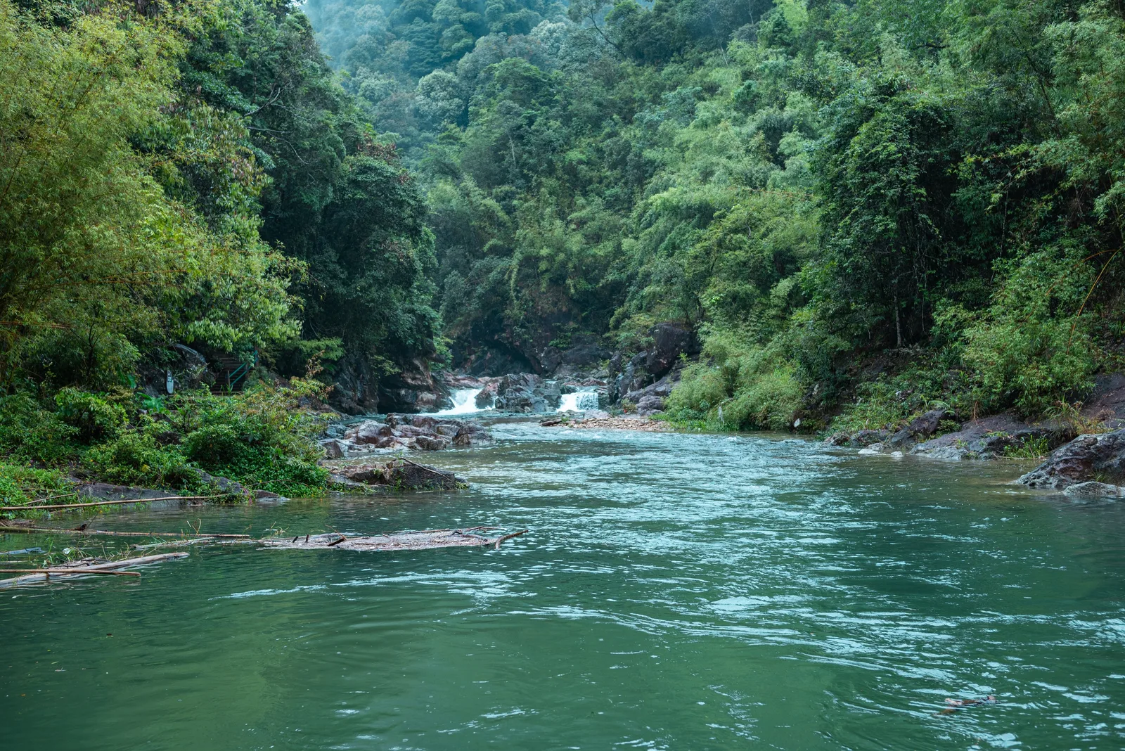 Аренда авто с водителем — Huizhou City