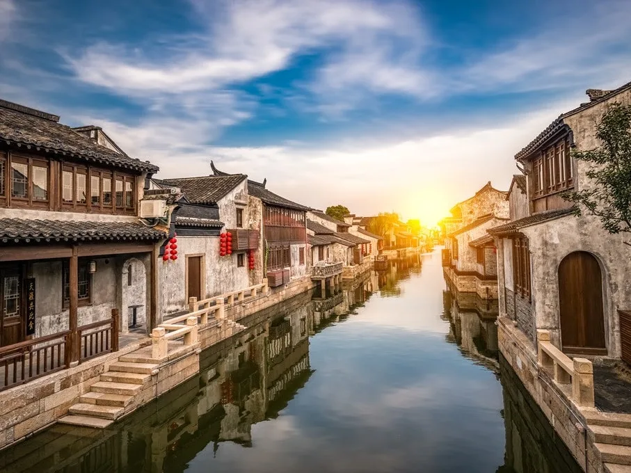 Аренда авто с водителем — Shanghai