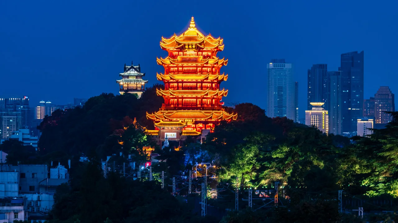 Аренда авто с водителем — Wuhan City